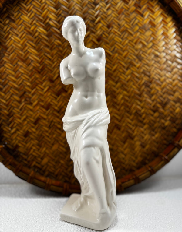 Vittoria Collection Venus de Milo Ceramic Statue – Signed L. Pelowski (11”)